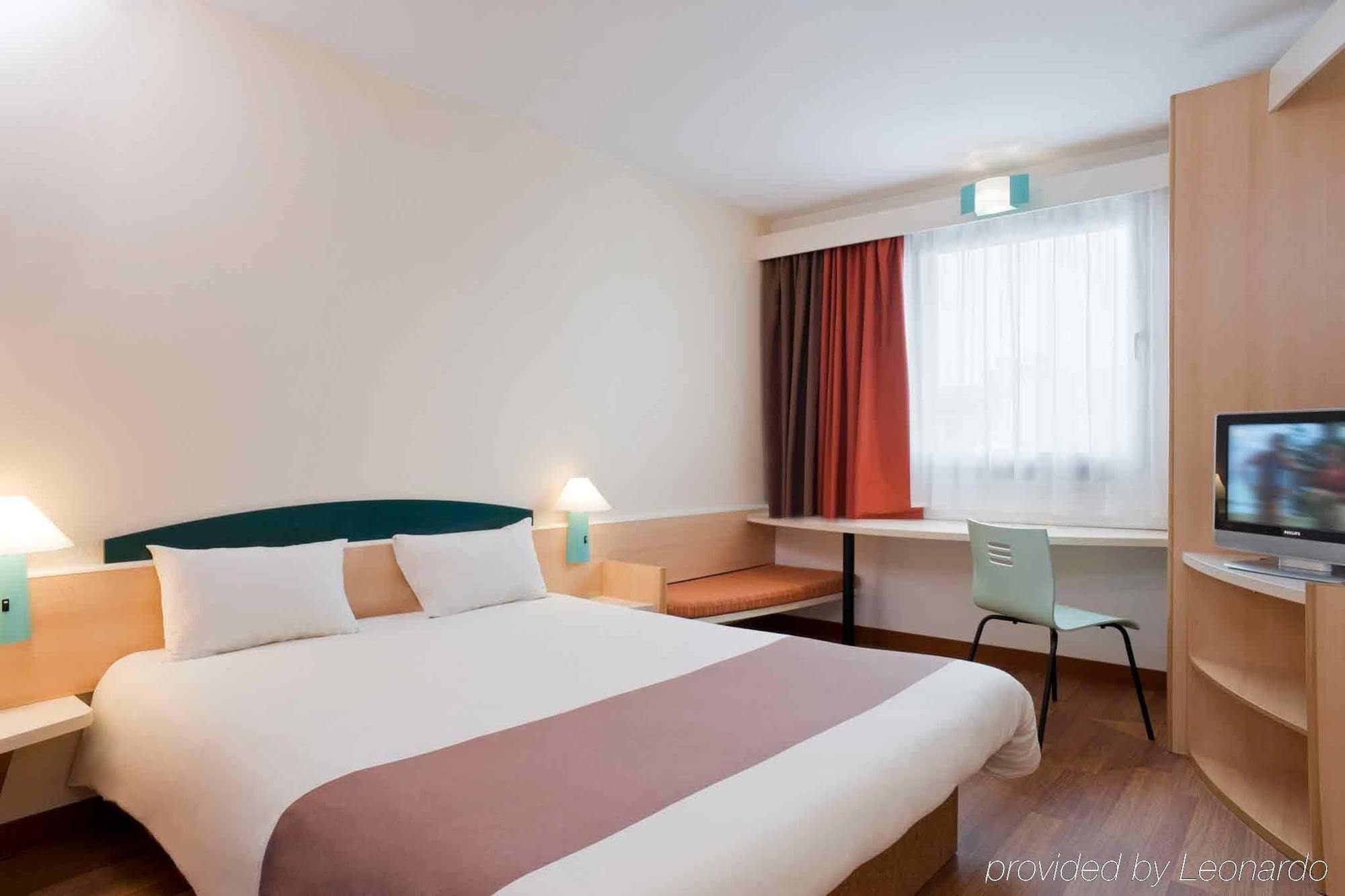 Отель Ibis St. Pauli Messe