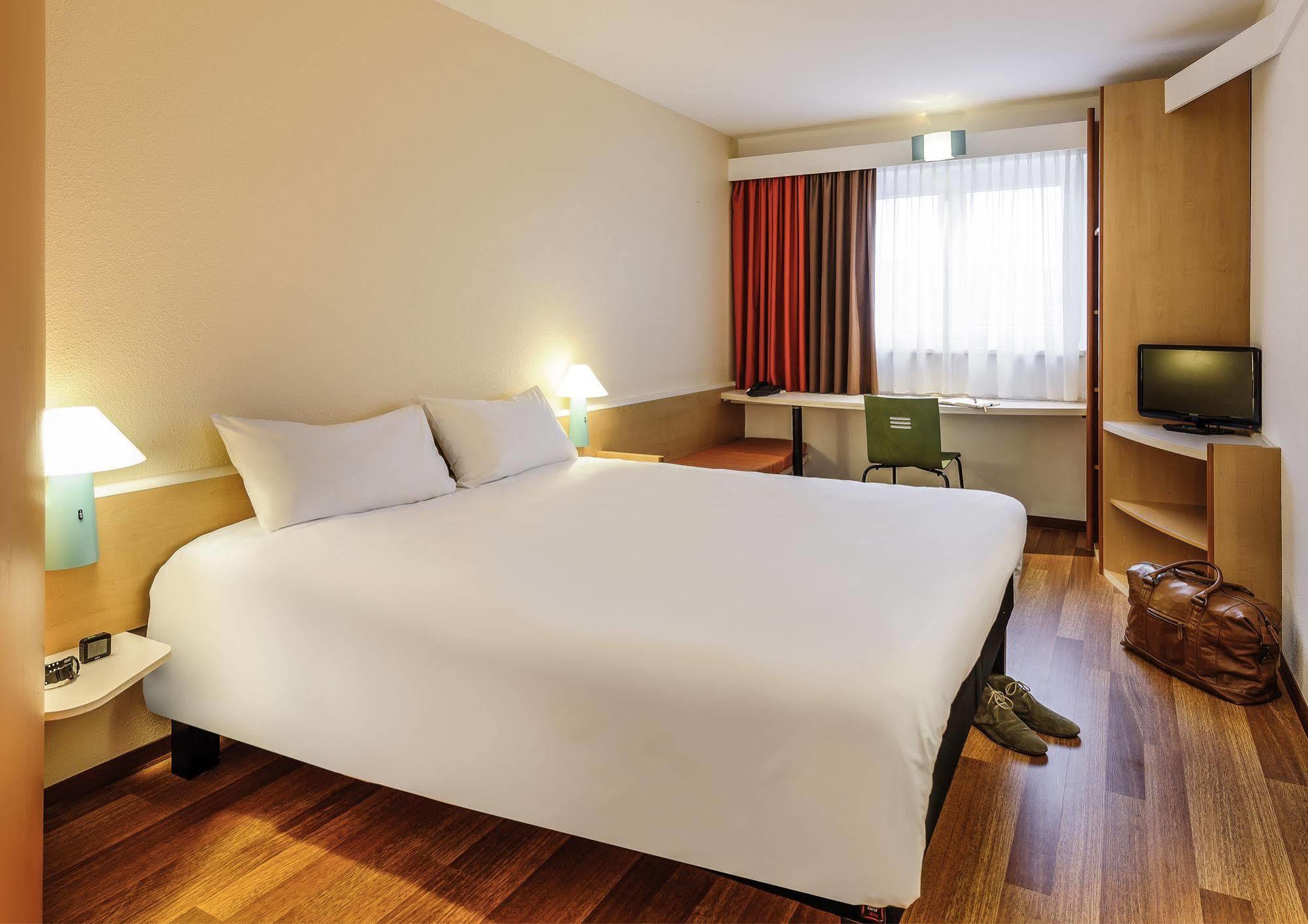 Ibis St. Pauli Messe 3* Гамбург